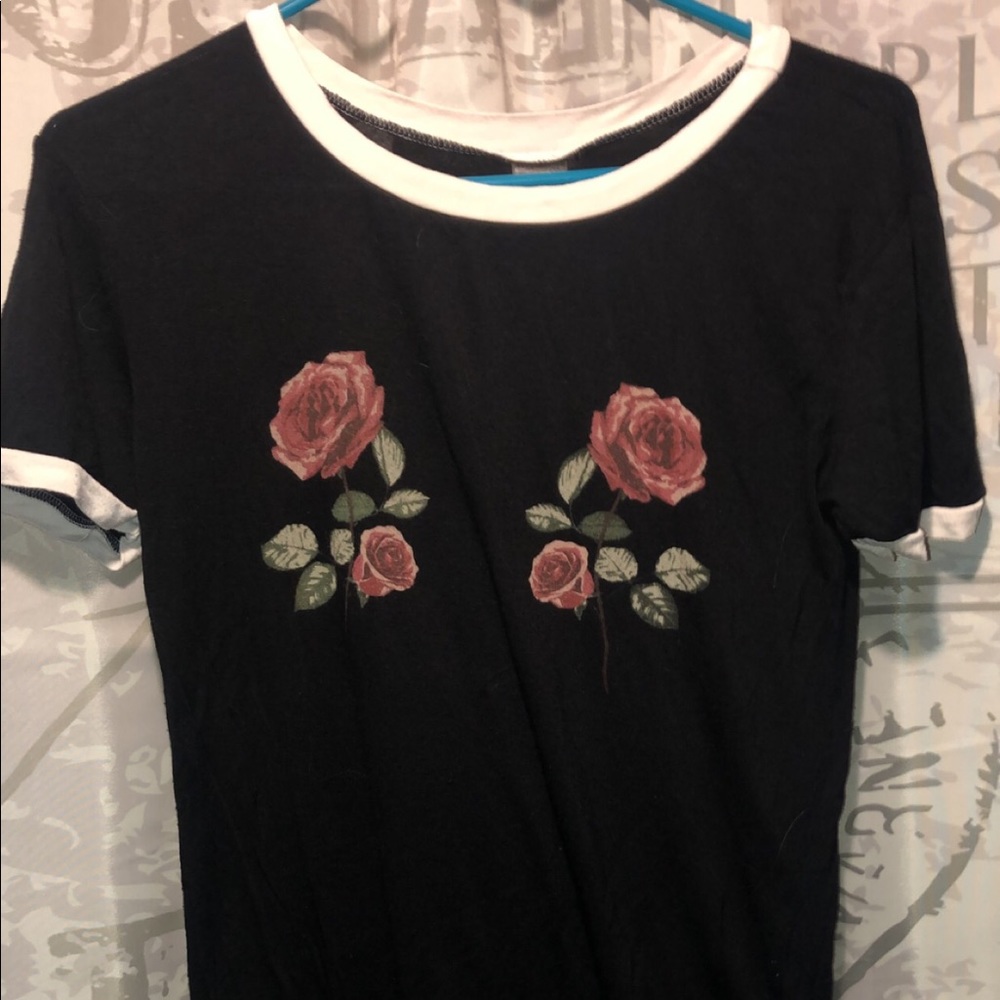 Forever 21 T-Shirr